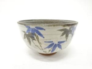 玉鳳造　竹笹絵　茶碗